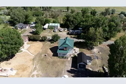 350 W Main St, Emery, UT 84522 - Photo 36