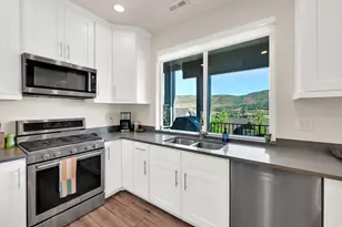 3332 Santa Fe Rd, Park City, UT 84098 - Photo 8