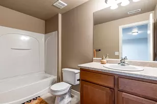 2011 E Stoneleigh Dr, Draper, UT 84020 - Photo 20