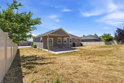 390 S Coyote Ridge Dr E, Smithfield, UT 84335 - Photo 30