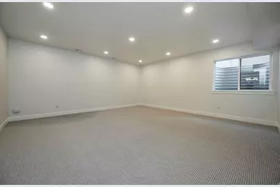 461 W Summerhill Ln W, Centerville, UT 84014 - Photo 36