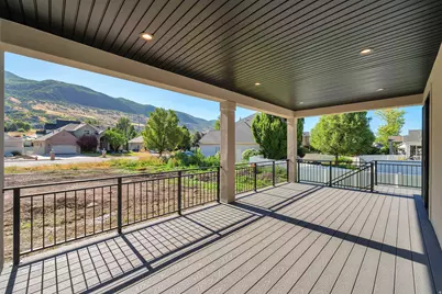 461 W Summerhill Ln W, Centerville, UT 84014 - Photo 18