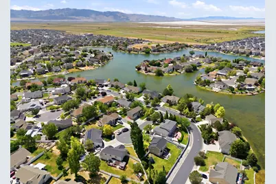6053 Windlass Cir, Stansbury Park, UT 84074 - Photo 36