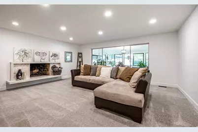 334 Clark St, Murray, UT 84107 - Photo 6