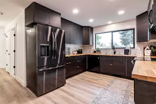 334 Clark St, Murray, UT 84107 - Photo 10