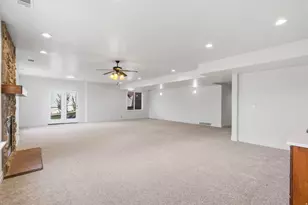 6698 S Hidden Ml Cv, Cottonwood Heights, UT 84121 - Photo 38