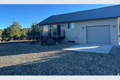 1855 S 3620 E, Teasdale, UT 84773 - Photo 2