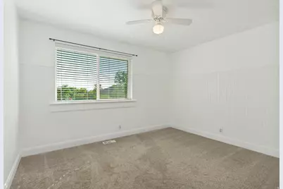 10061 N Poplar W, Cedar Hills, UT 84062 - Photo 12