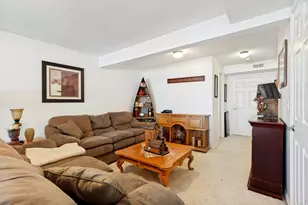 721 W Fairway Dr, Sandy, UT 84070 - Photo 6