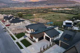 1023 W Reining Wy, Riverton, UT 84065 - Photo 6