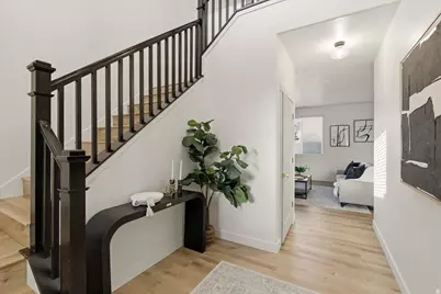 917 W Stonehaven Dr, North Salt Lake, UT 84054 - Photo 4