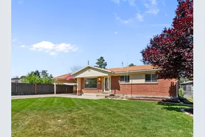 6566 S 2425 E, Cottonwood Heights, UT 84121 - Photo 2