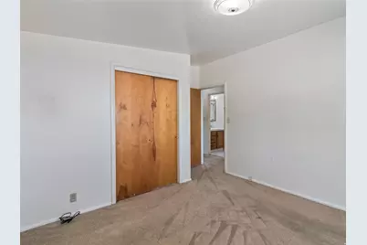 6566 S 2425 E, Cottonwood Heights, UT 84121 - Photo 20
