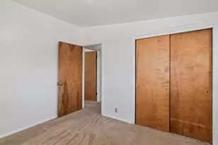 6566 S 2425 E, Cottonwood Heights, UT 84121 - Photo 22