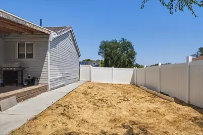 7989 W Washington Rd, Magna, UT 84044 - Photo 30