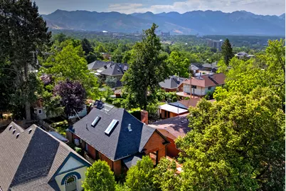 374 N F St E, Salt Lake City, UT 84103 - Photo 6