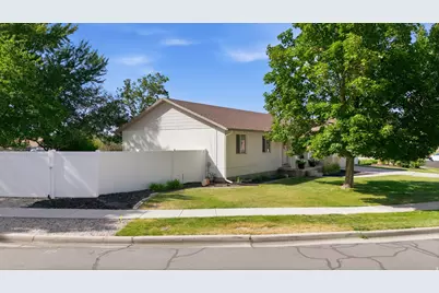 1709 E 9350 S, Sandy, UT 84093 - Photo 52