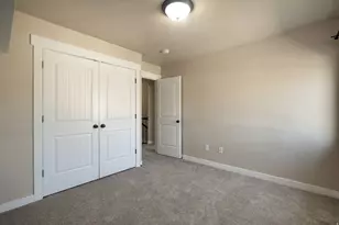 9256 Prairie Dunes Way, Eagle Mountain, UT 84005 - Photo 34