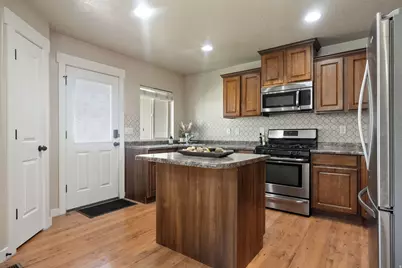 9256 Prairie Dunes Way, Eagle Mountain, UT 84005 - Photo 16