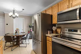 1546 W Compass Point Ln S, West Jordan, UT 84084 - Photo 8