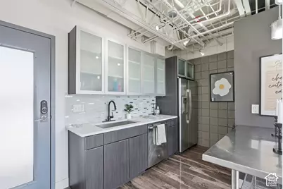 360 W Broadway S #613, Salt Lake City, UT 84101 - Photo 4