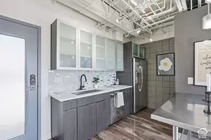 360 W Broadway S, Salt Lake City, UT 84101 - Photo 4