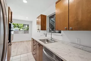131 S 1000 E, Salt Lake City, UT 84102 - Photo 6