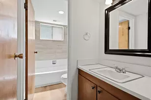 131 S 1000 E, Salt Lake City, UT 84102 - Photo 14