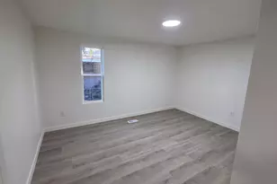 8949 S Reliance Dr W, Sandy, UT 84070 - Photo 32