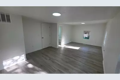 8949 S Reliance Dr W, Sandy, UT 84070 - Photo 38
