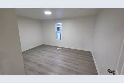 8949 S Reliance Dr W, Sandy, UT 84070 - Photo 20