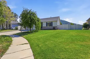 1473 S 2250 E, Spanish Fork, UT 84660 - Photo 2