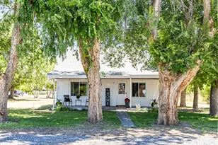 407 S 100 E, Hyrum, UT 84319 - Photo 28