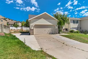 3949 E Sioux St, Eagle Mountain, UT 84005 - Photo 2