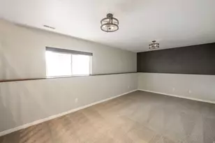 1843 W Springwater Dr S, Orem, UT 84058 - Photo 12