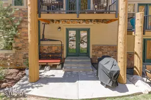 5060 Lakeview Dr, Eden, UT 84310 - Photo 16