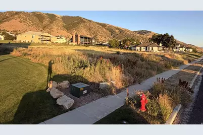 1082 S 400 E, Providence, UT 84332 - Photo 6