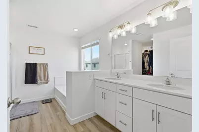 792 S 4000 W, Syracuse, UT 84075 - Photo 14
