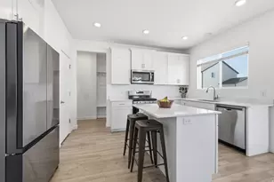 792 S 4000 W, Syracuse, UT 84075 - Photo 6