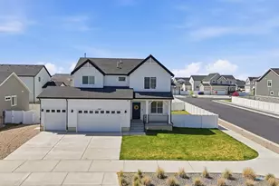 792 S 4000 W, Syracuse, UT 84075 - Photo 2