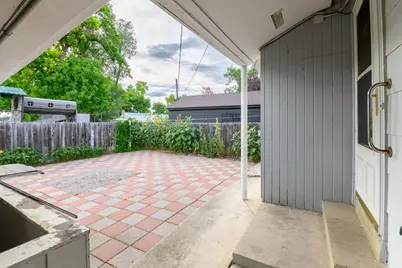 1007 Bonneville Ave, Logan, UT 84341 - Photo 24