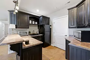 2377 S Cameron Dr, West Haven, UT 84401 - Photo 30