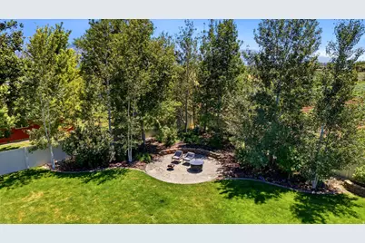 2377 S Cameron Dr, West Haven, UT 84401 - Photo 70