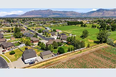 2377 S Cameron Dr, West Haven, UT 84401 - Photo 68