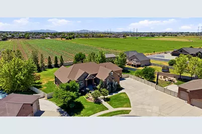 2377 S Cameron Dr, West Haven, UT 84401 - Photo 60