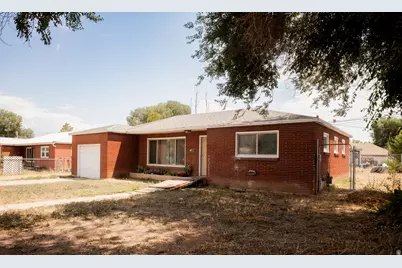 156 E 400 S, Vernal, UT 84078 - Photo 2