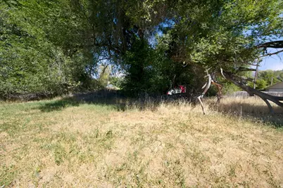 E 300 S #2, Logan, UT 84321 - Photo 16