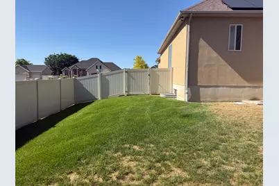 1173 W 2175 S, Syracuse, UT 84075 - Photo 22