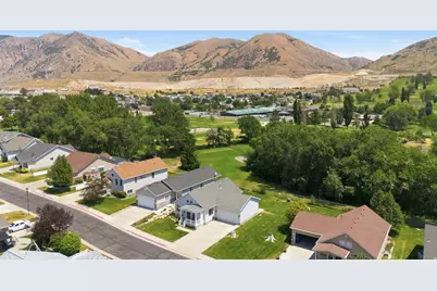 801 S 425 E, Brigham City, UT 84302 - Photo 30