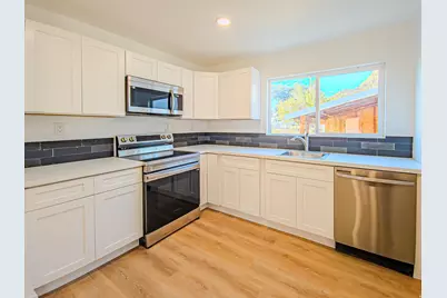 431 Pinion St, Sunnyside, UT 84539 - Photo 10